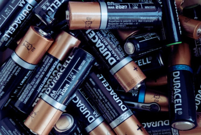 Можно ли пользоваться батарейками после истечения срока годности