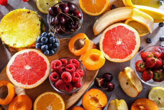 Эксперт назвал фрукт, который лучше не есть утром