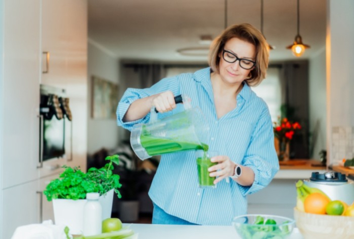 Врач назвала продукты, которые помогают поддержать здоровье глаз