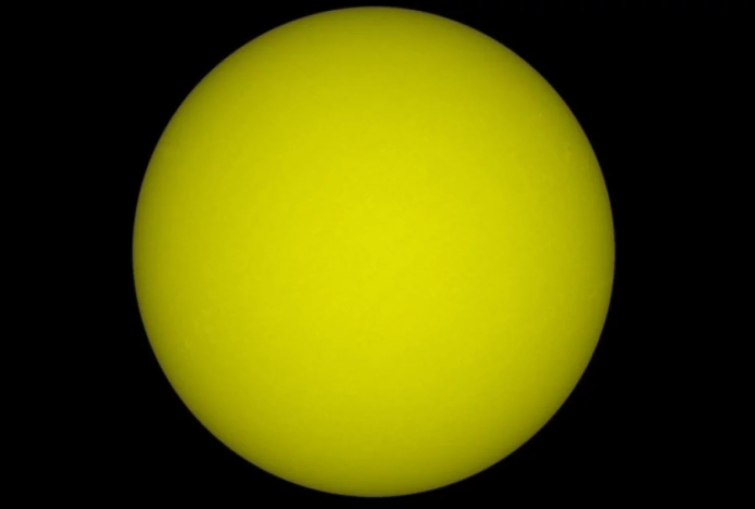 Впервые с декабря 2021 года. Солнце снова удивляет