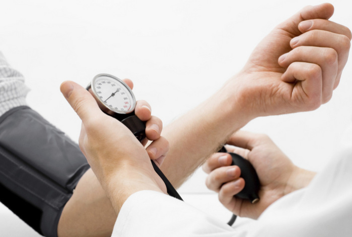 Врачи представили обновленные рекомендации по снижению давления