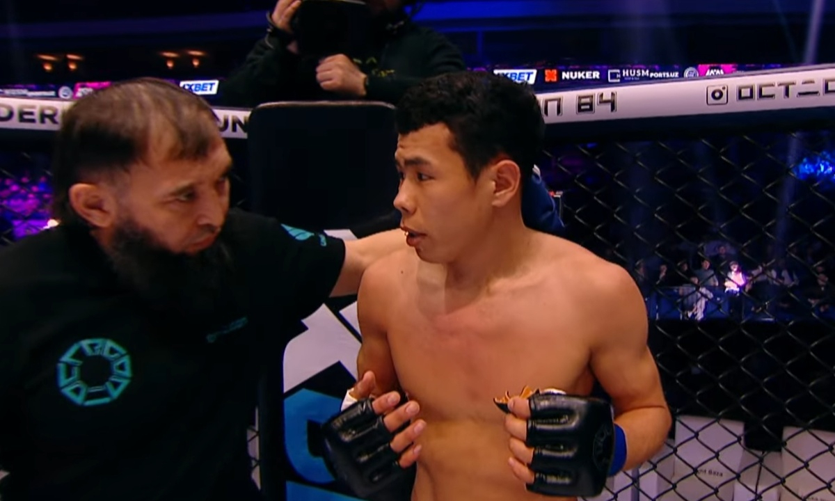 Нокаутом в первом раунде завершился бой казахстанца против «Феномена» в Узбекистане
