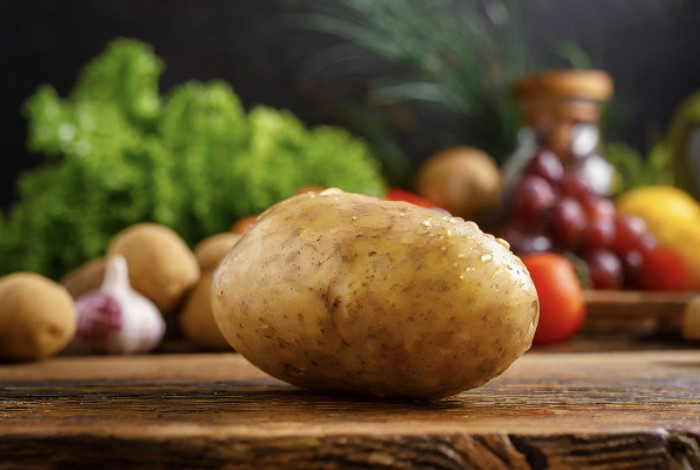 Дешево и эффективно — ученые выяснили, что картофель может заменить спортпит