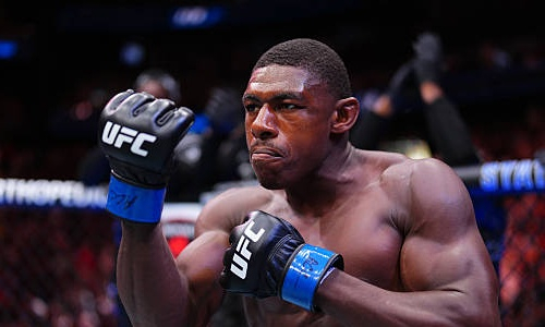 Топовый боец UFC выступил с критикой после исключения Рахмонова из рейтинга