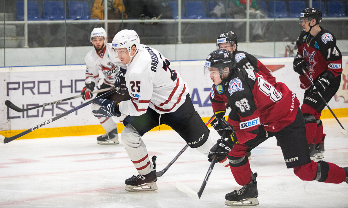 Видеообзор огненного матча с девятью шайбами в чемпионате Казахстана