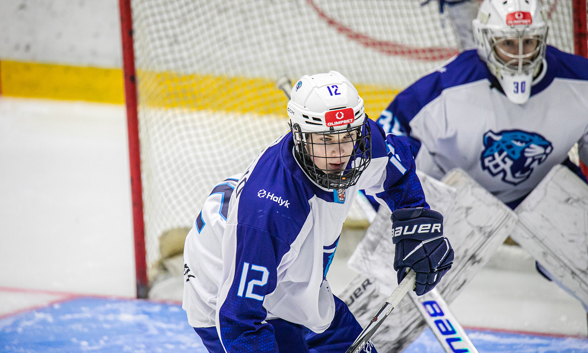 Видеообзор яркой победы «Снежных Барсов» в овертайме в МХЛ 