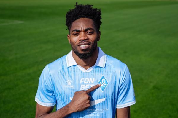 Чемпионский «Кайрат» разобрали по частям, «Тобол» остался без лидера, а «Астана» попрощалась с атакой. Главные потери казахстанских клубов в межсезонье