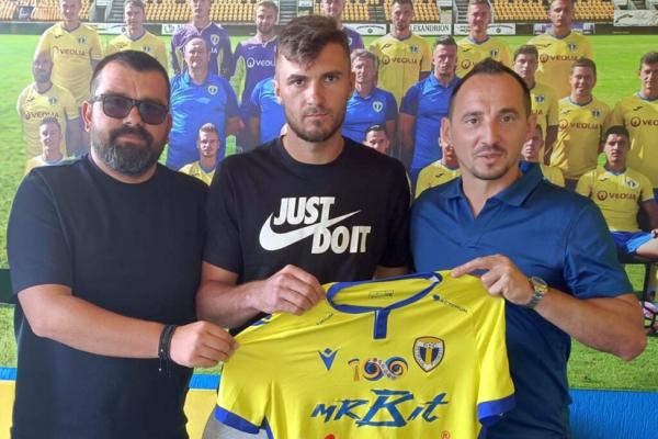 Абат Аймбетов стал игроком «Петролула». Это шанс перезапустить карьеру в команде с худшей атакой чемпионата