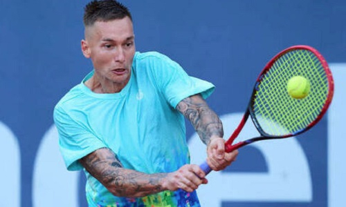 Казахстанский теннисист совершил мощный камбэк на турнире в Индии