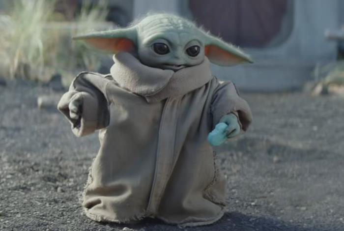 Вышел новый трейлер фильма «Мандалорец и Грогу» с Педро Паскалем и Сигурни Уивер в главных ролях. Видео