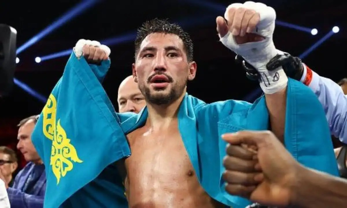 Команда Жанибека Алимханулы отреагировала на годичную дисквалификацию от WBO