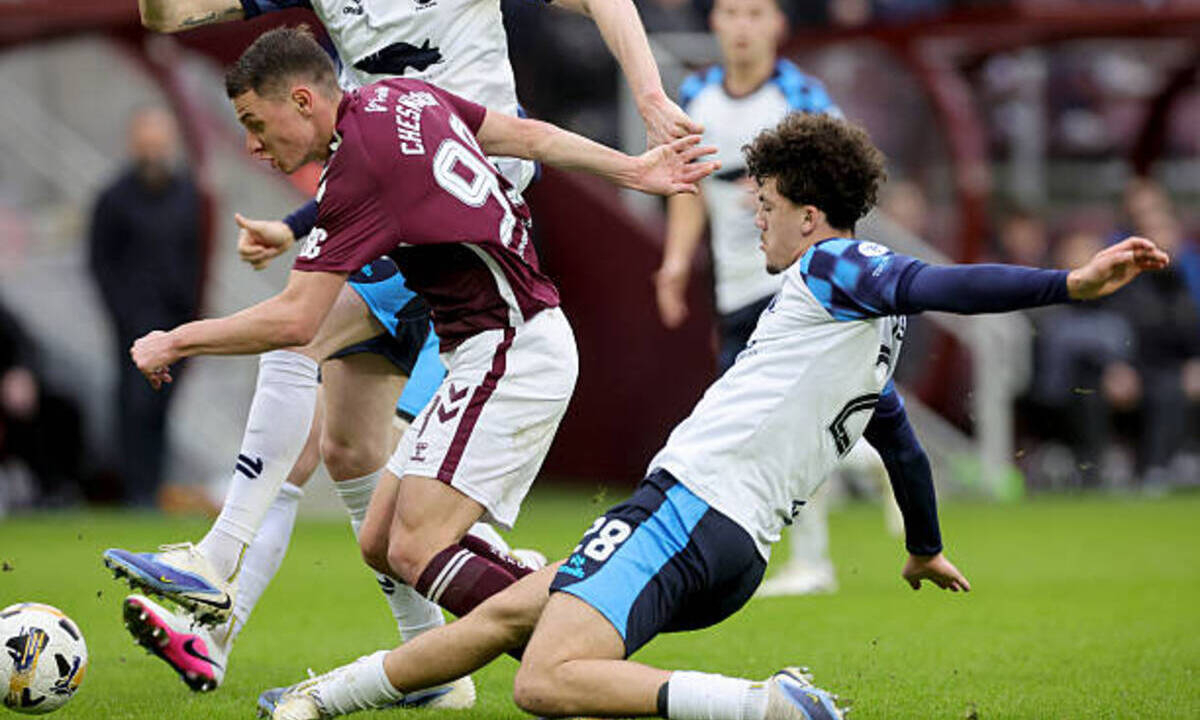 В России отреагировали на дебютный гол Ислама Чеснокова за «Хартс»