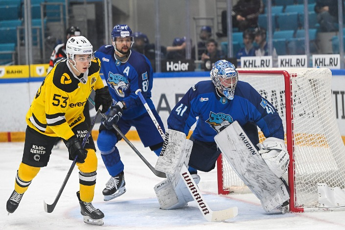 Хоккеист «Барыса» стал звездой матча КХЛ