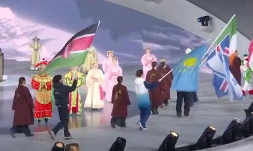 Казахстан совершил проход на закрытии Олимпиады-2026