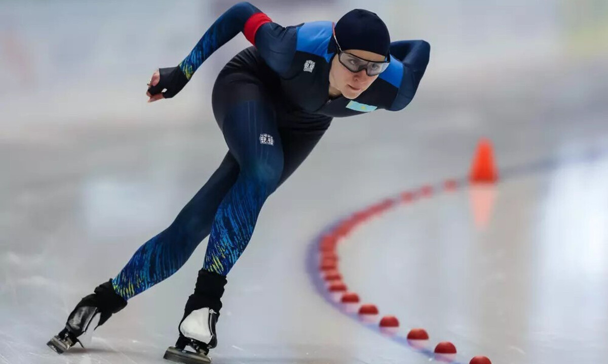 Казахстан завоевал 13 медалей на этапе Кубка мира по конькобежному спорту