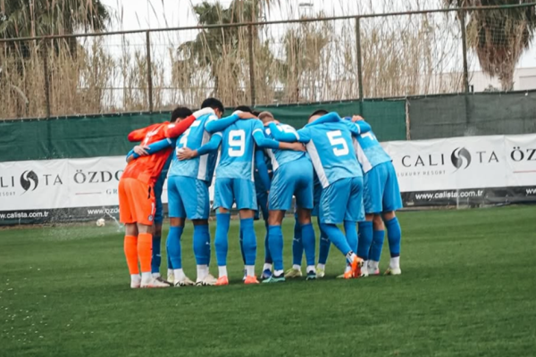 ИИ отзеркалил второй круг и развёл интригу по краям сезона. Почему «Кайрат» получил преимущество, а «Ордабасы» — еврокубковый подарок?