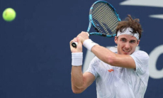 Казахстанский теннисист проиграл россиянину на турнире во Франции