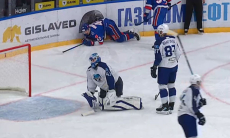 «Барыс» со счетом 0:7 проиграл пятый подряд матч КХЛ