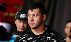 Где смотреть третий бой Дияра Нургожая в UFC