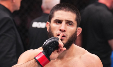 «Будешь работать как Владимир Кличко». Исламу Махачеву озвучили исход титульного боя в UFC