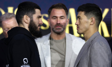 Чемпион мира раскрыл судьбу трилогии Дмитрий Бивол — Артур Бетербиев