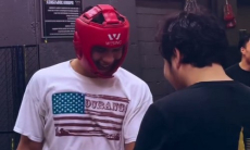 Появилось видео со спарринга казахстанского боксёра перед боем за титул WBA