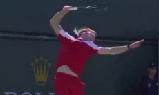 Александр Бублик вышел из себя и разбил ракетку в матче с сенсационным поражением. Видео