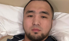 Елдос Сметов перенес операцию