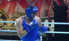 Нокаутом завершился бой Казахстан — США за финал исторического турнира по боксу