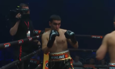 Нокаутом закончился бой казахстанского боксёра и непобеждённого россиянина в Санкт-Петербурге