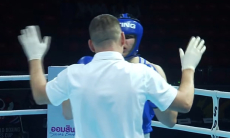 Казахстанский боксёр в первом раунде нокаутировал соперника и выиграл медаль