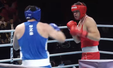 Состоялся бой с нокдауном Казахстан — Узбекистан за «золото» исторического турнира по боксу