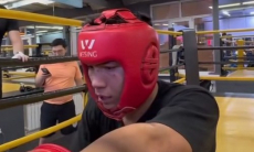 Казахстанский боксёр оценил свою форму перед боем за титул WBA