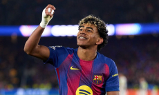 Ламин Ямаль побил рекорд Килиана Мбаппе в Лиге Чемпионов