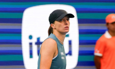 Игу Швентек сенсационно выбили с турнира в Майами перед стартом Елены Рыбакиной