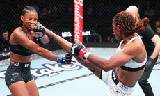 Брутальным нокаутом начался турнир UFC в Лондоне. Видео