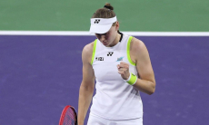 Рыбакина на камбэке обыграла пятую ракетку мира и вышла в полуфинал