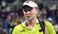 У Елены Рыбакиной заметили проблему перед матчем с Ариной Соболенко 