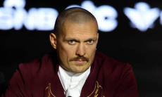 Усика обвинили в злоупотреблении властью