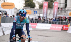 «Астана» улучшила позиции на многодневке в Испании