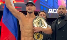 Казахский боец обратился к сопернику после поединка за титул