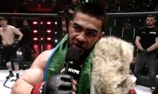 Узбекистанский боец нокаутировал казахстанца и бросил вызов Еркебулану Токтару. Видео