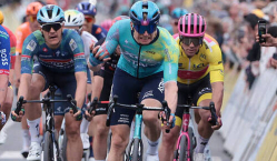 Гонщик «Астаны» выиграл этап многодневки во Франции