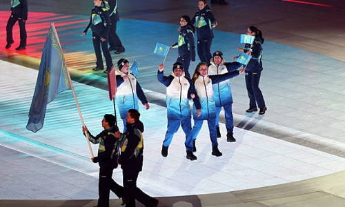 Казахстан совершил проход на открытии Паралимпиады-2026. Видео