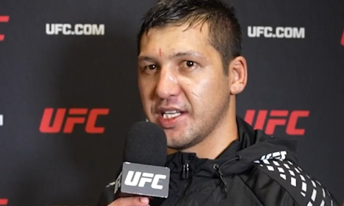 «Люди из моей страны поставили на мне крест». Казахстанский боец ответил критикам после первой победы в UFC