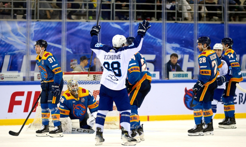 Шайба хоккеиста «Барыса» вошла в тройку лучших в КХЛ