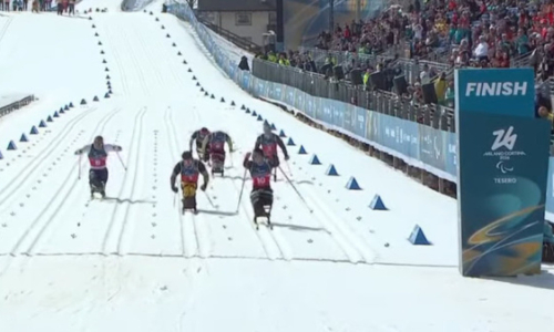 Как Казахстан завоевал первую медаль Паралимпиады-2026. Видео