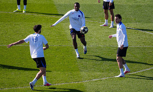 Экс-игрок сборной Казахстана назвал победителя матча «ПСЖ» — «Челси» в Лиге Чемпионов