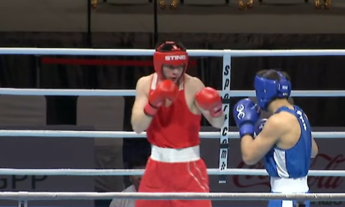 Казахстанский боксёр победил узбекистанца на историческом турнире в Таиланде