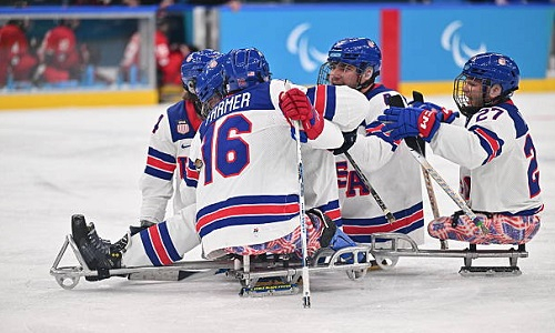 Разгромом закончился хоккейный финал США — Канада на Паралимпиаде-2026